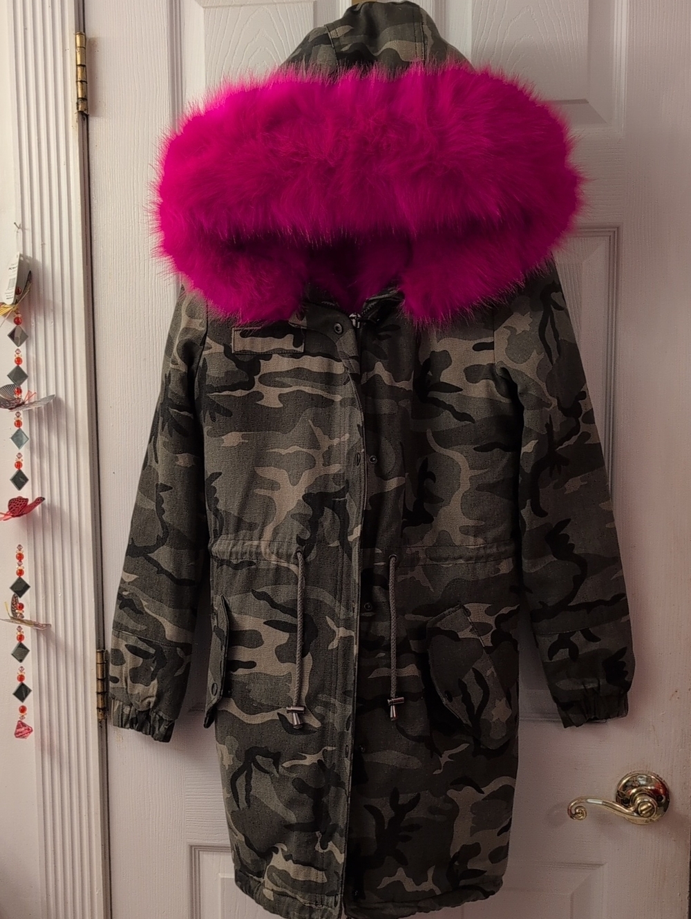 New  Outrageous Pink  Furrry  Camo  Parka😍